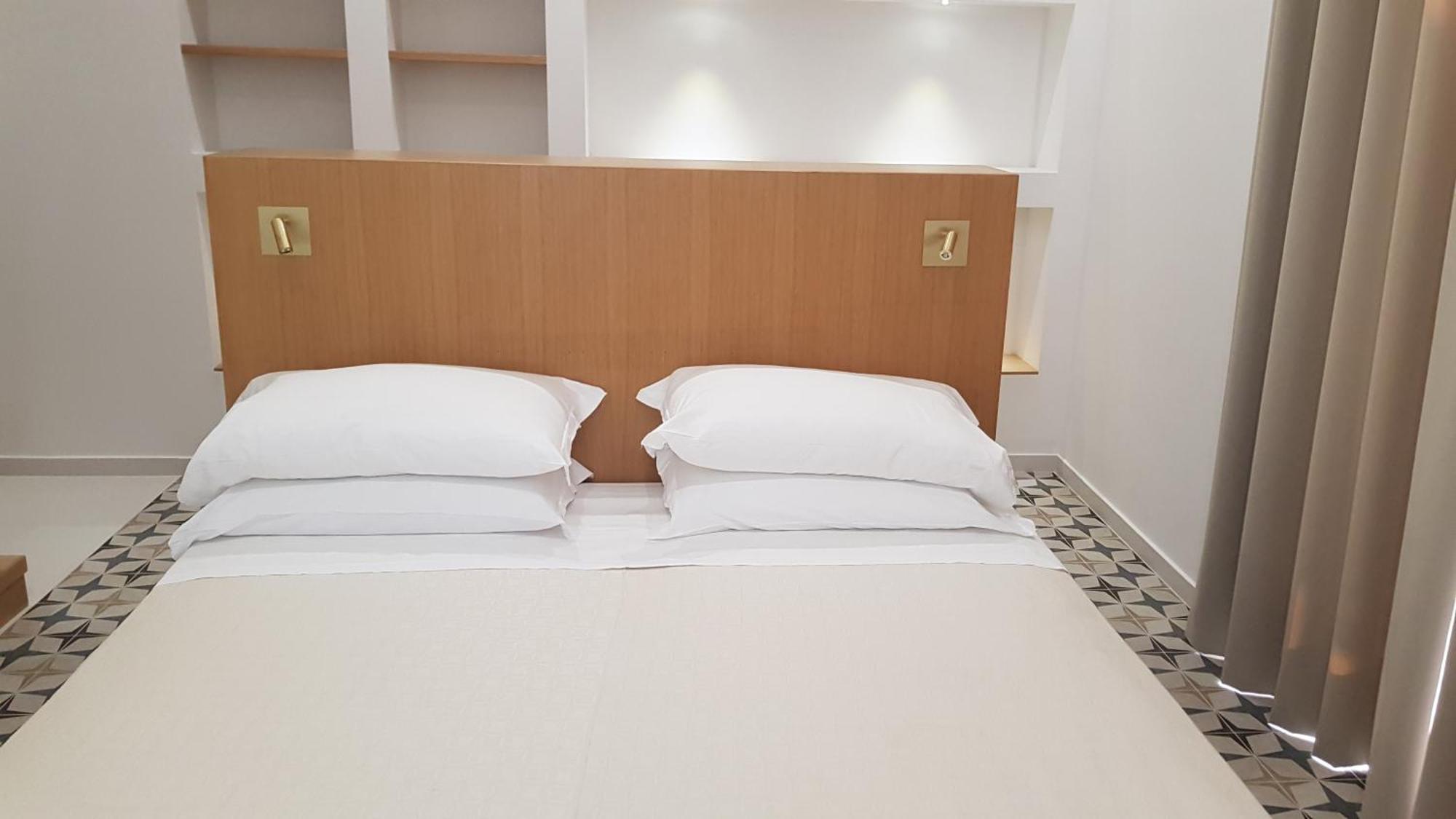 Hotel Dania Сорренто Экстерьер фото
